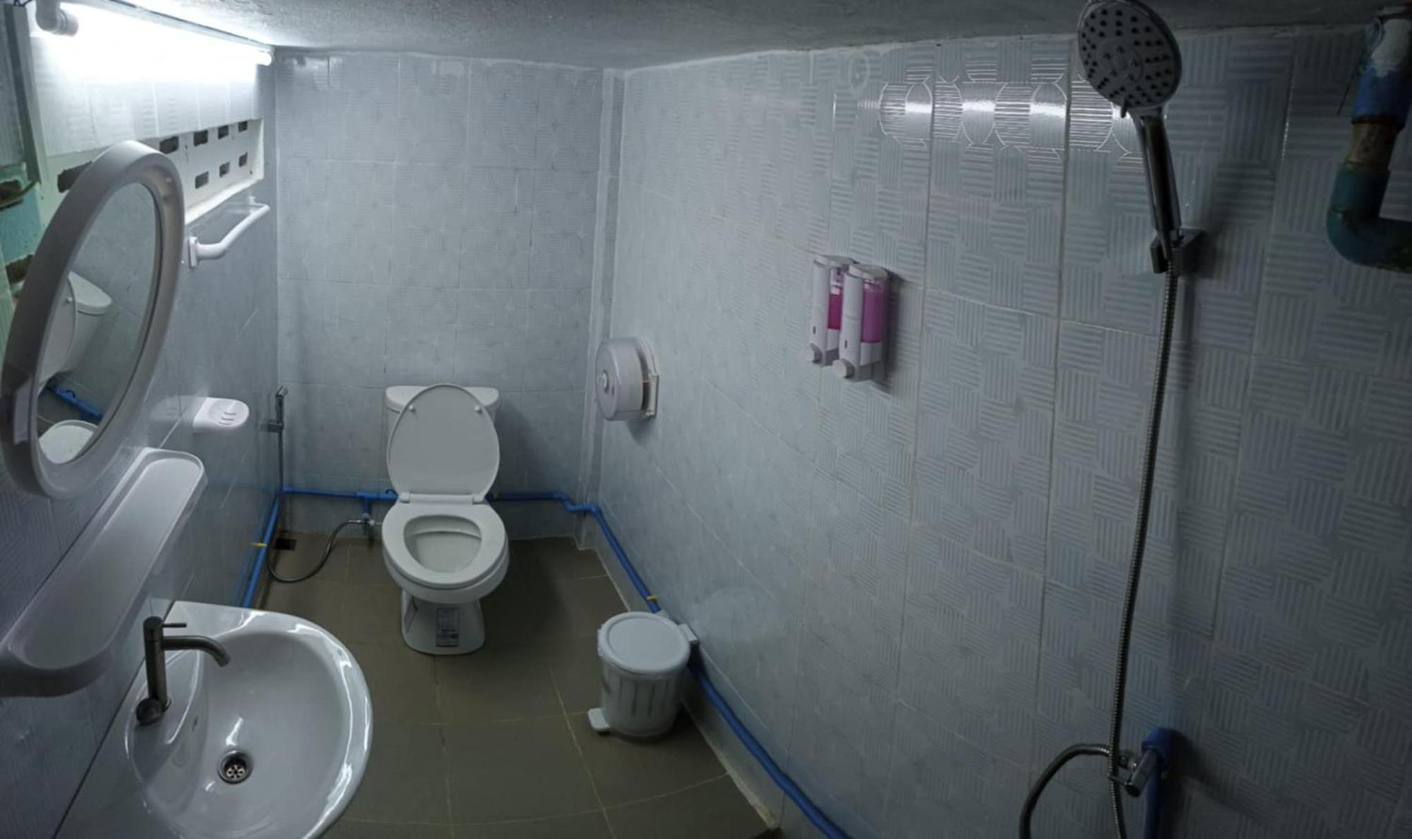 Hostel Neva Paris Pakse Ngoại thất bức ảnh